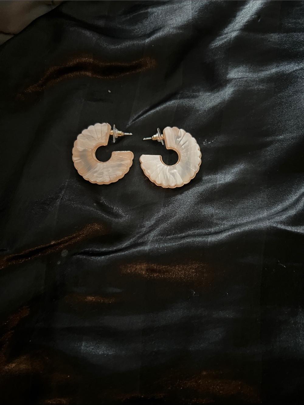 Cream Textured Resin Hoop Earrings for Women